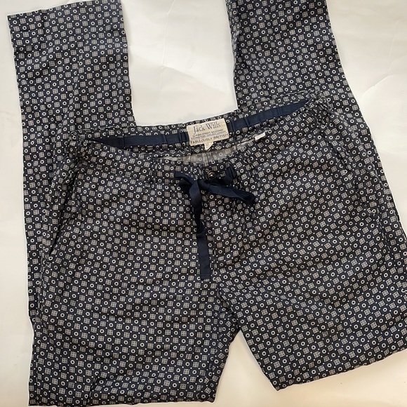 Pyjama-style casual pants - Picture 2 of 3